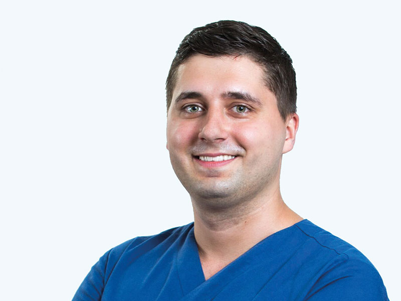 Vorstellung von Dr. Ádám Bodnár. Vorstellung von Dr. Ádám Bodnár.