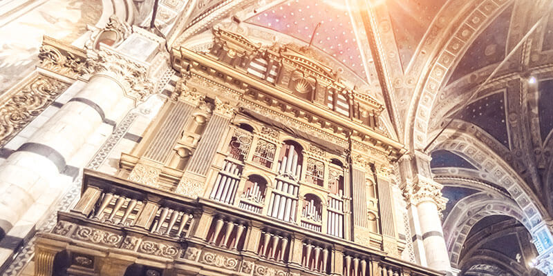 Das Orgel Konzert in der St. Stephan Basilika Das Orgel Konzert in der St. Stephan Basilika